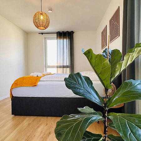 Amao-Sepia I 86Qm I King-Size Beds I Netflix I Privat Balcony I Free Parking I Near Europapark Apartman Rheinhausen Kültér fotó