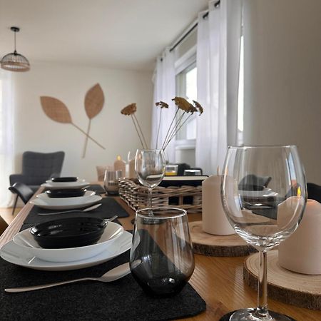 Amao-Sepia I 86Qm I King-Size Beds I Netflix I Privat Balcony I Free Parking I Near Europapark Apartman Rheinhausen Kültér fotó