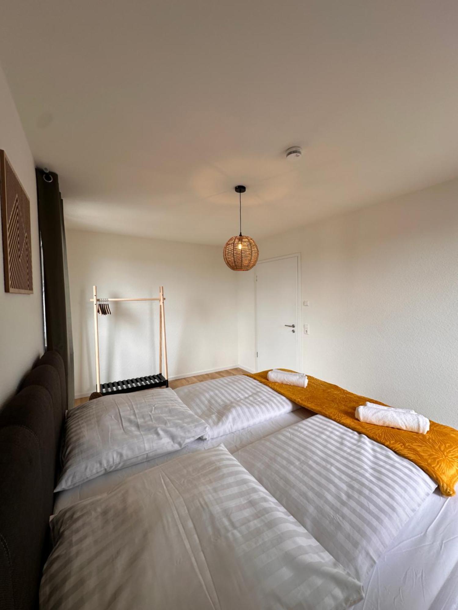 Amao-Sepia I 86Qm I King-Size Beds I Netflix I Privat Balcony I Free Parking I Near Europapark Apartman Rheinhausen Kültér fotó