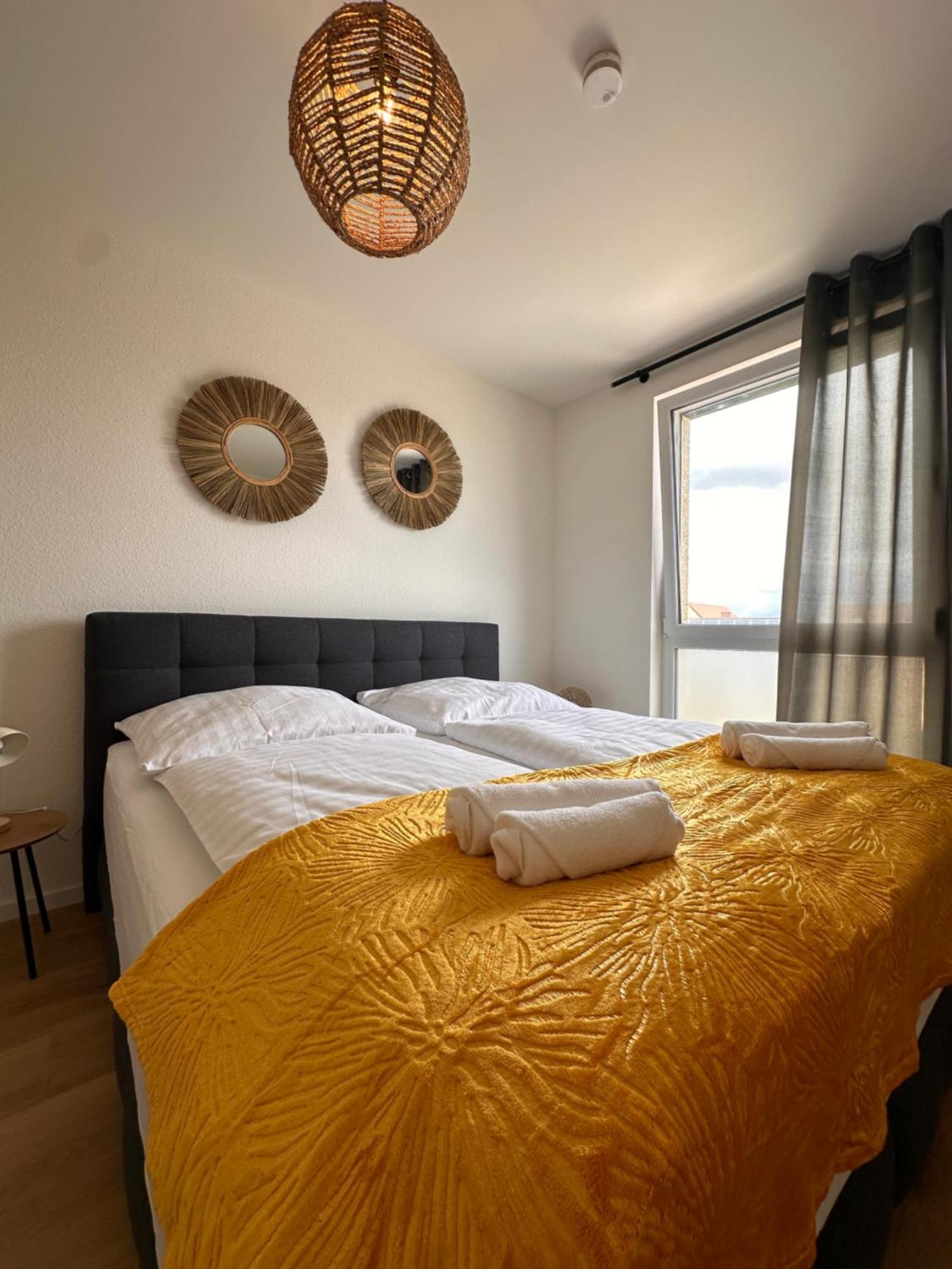 Amao-Sepia I 86Qm I King-Size Beds I Netflix I Privat Balcony I Free Parking I Near Europapark Apartman Rheinhausen Kültér fotó