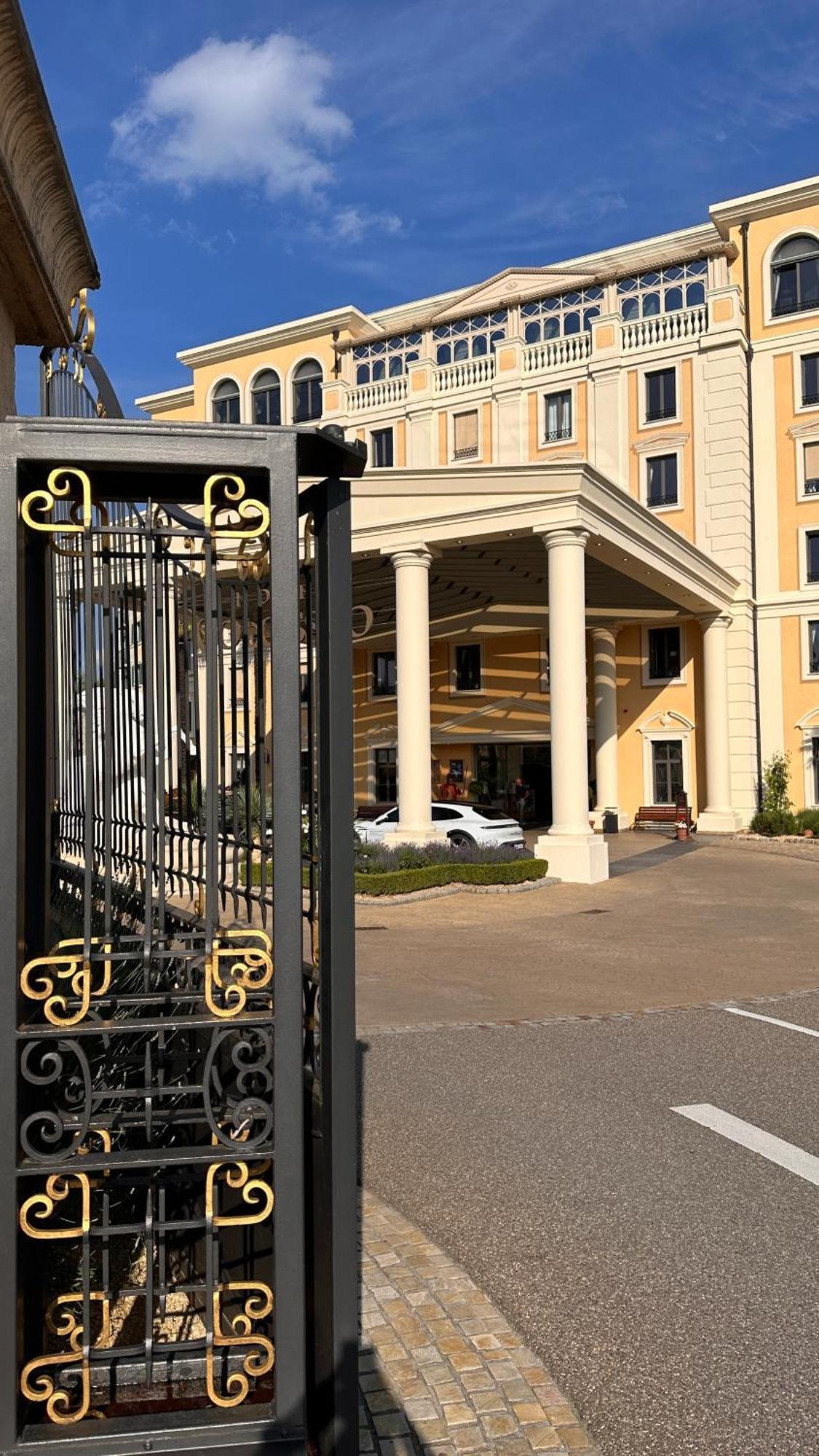 Amao-Sepia I 86Qm I King-Size Beds I Netflix I Privat Balcony I Free Parking I Near Europapark Apartman Rheinhausen Kültér fotó